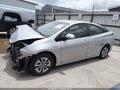 2016 Toyota Prius — photo 13 of 17 | VIN JTDKARFU8G3505961