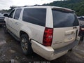 2010 Chevrolet Suburban 1500 — photo 3 of 15 | VIN 1GNUKKE33AR183179