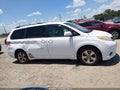 2013 Toyota Sienna — photo 13 of 16 | VIN 5TDKK3DC4DS403720