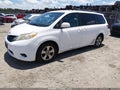 2013 Toyota Sienna — photo 2 of 16 | VIN 5TDKK3DC4DS403720