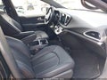 2025 Chrysler Pacifica — photo 5 of 16 | VIN 2C4RC1S70SR572998