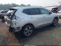 2018 Nissan Rogue — photo 4 of 17 | VIN 5N1AT2MT8JC838753