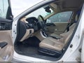 2015 Honda Accord — photo 5 of 19 | VIN 1HGCR3F86FA002552