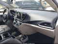 Photo 5 of 16 — 2023 Chrysler Pacifica
