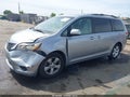 2013 Toyota Sienna — photo 2 of 16 | VIN 5TDKK3DC0DS303596