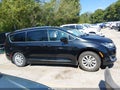 2019 Chrysler Pacifica — photo 12 of 15 | VIN 2C4RC1BG7KR650449