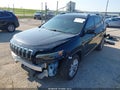 2021 Jeep Cherokee — photo 2 of 17 | VIN 1C4PJLCB1MD195793