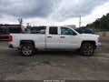 Photo 13 of 16 — 2015 Chevrolet Silverado 1500