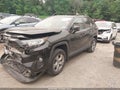 2020 Toyota RAV4 — photo 2 of 16 | VIN 2T3P1RFV5LC122437