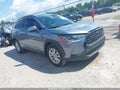 2022 Toyota Corolla Cross — photo 1 of 12 | VIN 7MUCAABG4NV027528