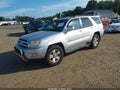 Photo 2 of 16 — 2005 Toyota 4Runner