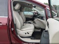 2017 Chrysler Pacifica — photo 5 of 21 | VIN 2C4RC1EG5HR770335