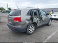 2012 Kia Sorento — photo 4 of 17 | VIN 5XYKTDA22CG245856