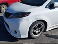 Photo 18 of 19 — 2015 Toyota Sienna