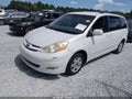 Photo 2 of 11 — 2007 Toyota Sienna