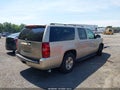 2007 Chevrolet Suburban — photo 4 of 16 | VIN 3GNFC16037G321249