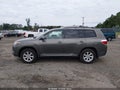 Photo 14 of 16 — 2012 Toyota Highlander