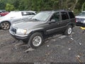Photo 2 of 13 — 2002 Jeep Grand Cherokee