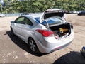Photo 3 of 11 — 2013 Hyundai Elantra