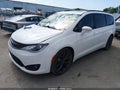 2019 Chrysler Pacifica — photo 2 of 16 | VIN 2C4RC1GG7KR548688