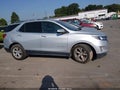 2019 Chevrolet Equinox — photo 13 of 20 | VIN 2GNAXLEX8K6158224