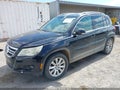 Photo 2 of 12 — 2009 Volkswagen Tiguan