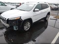 2016 Jeep Cherokee — photo 2 of 17 | VIN 1C4PJLDB5GW282006