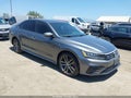 2018 Volkswagen Passat — photo 1 of 16 | VIN 1VWAA7A34JC010725