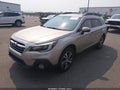 2018 Subaru Outback — photo 2 of 16 | VIN 4S4BSANC3J3332067