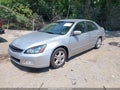 2007 Honda Accord — photo 2 of 16 | VIN JHMCM56337C009735