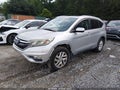 2015 Honda CR-V — photo 2 of 16 | VIN 2HKRM4H7XFH618085