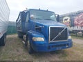 2006 Volvo VN — photo 1 of 11 | VIN 4V4MC9GFX6N423434