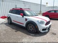 2019 Mini Countryman — photo 1 of 17 | VIN WMZYV9C53K3F03042