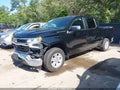 2023 Chevrolet Silverado 1500 — photo 2 of 20 | VIN 1GCUDDE8XPZ224507