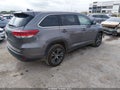 2019 Toyota Highlander — photo 4 of 16 | VIN 5TDZZRFHXKS357832