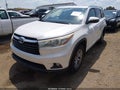 2015 Toyota Highlander — photo 2 of 17 | VIN 5TDJKRFH0FS076663