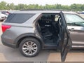 Photo 8 of 16 — 2022 Ford Explorer