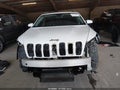 2016 Jeep Cherokee — photo 12 of 16 | VIN 1C4PJMCB1GW276548