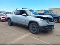 2026 Rivian R1T — photo 1 of 15 | VIN 7FCTGGAA9TN042676