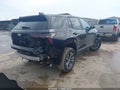 Photo 4 of 18 — 2026 Chevrolet Equinox