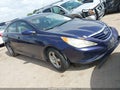 2011 Hyundai Sonata — photo 1 of 15 | VIN 5NPEB4AC9BH077200