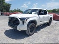 2024 Toyota Tundra — photo 2 of 16 | VIN 5TFLA5DB2RX151283
