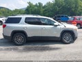 2017 GMC Acadia — photo 13 of 16 | VIN 1GKKNMLS8HZ133339
