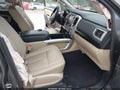 2017 Nissan Titan — photo 5 of 17 | VIN 1N6AA1E69HN514154