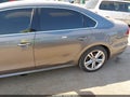2015 Volkswagen Passat — photo 6 of 12 | VIN 1VWBV7A32FC051192