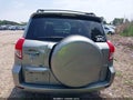 Photo 6 of 14 — 2006 Toyota RAV4