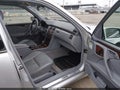2001 Mercedes-Benz E-Class — photo 5 of 13 | VIN WDBJF82J81X060591