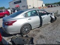2018 Nissan Altima — photo 4 of 17 | VIN 1N4AL3AP7JC163288
