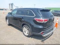 Photo 3 of 17 — 2015 Toyota Highlander