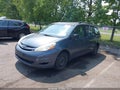 2010 Toyota Sienna — photo 2 of 13 | VIN 5TDKK4CC1AS303643